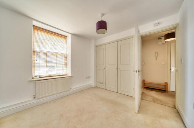 1 bed Flat for sale Image 4