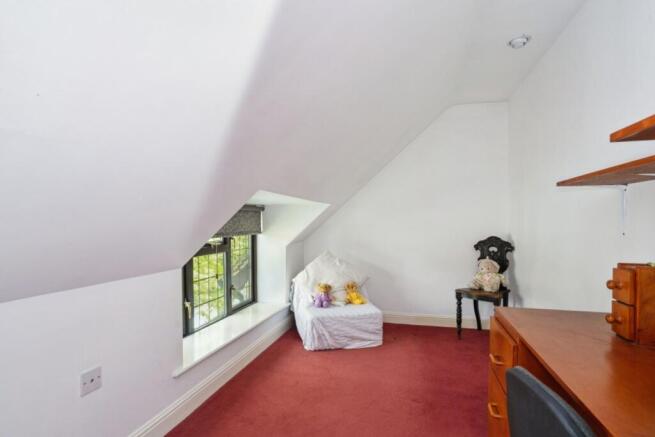 Photo 18