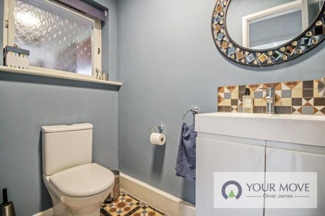 Cloakroom / WC