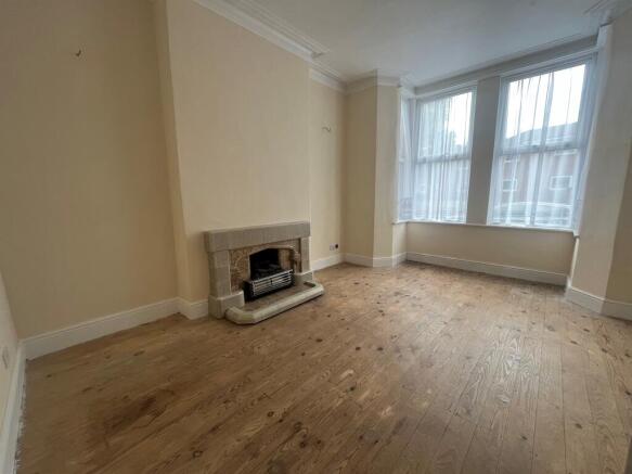 5 bed Terraced for sale Image 5