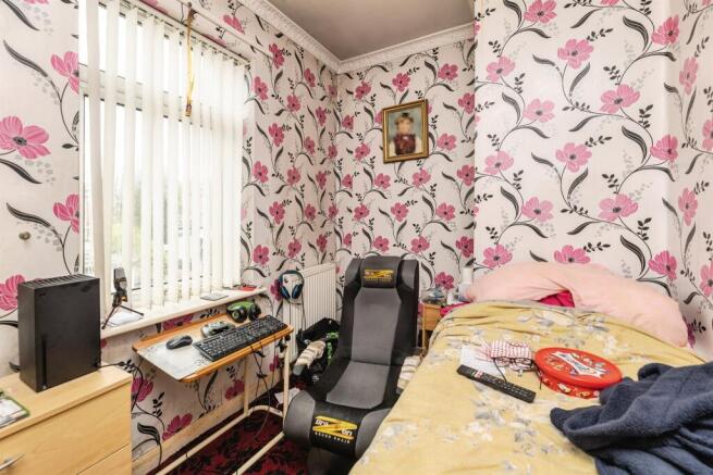 3 bed Semi-Detached for sale Image 10