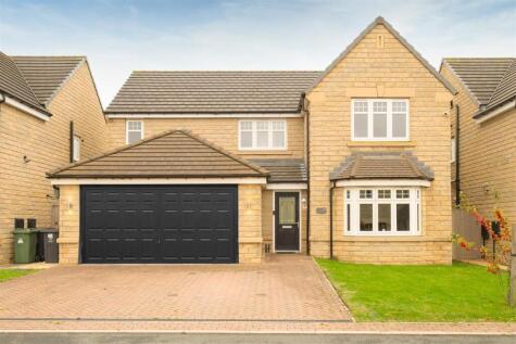 Oaklands Crescent, Birchencliffe, Huddersfield