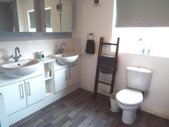 En-suite One