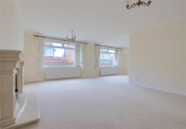 3 bed Bungalow for sale Image 4
