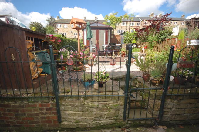 Photo 16