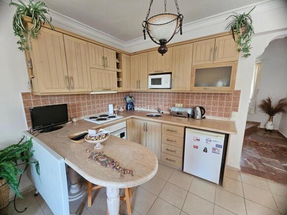 Spacious kitchen
