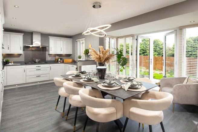 4 bed Detached for sale Image 2
