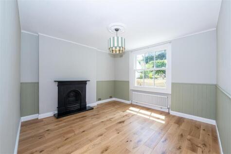 Stanlake Villas, Shepherds Bush, W12