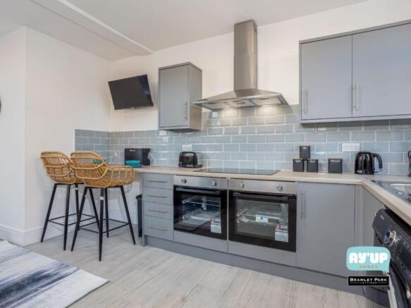 1 bed House Share to rent Image 5