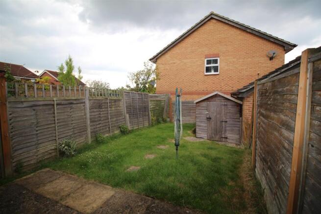 6 Bridleway Lane Rear Garden.JPG