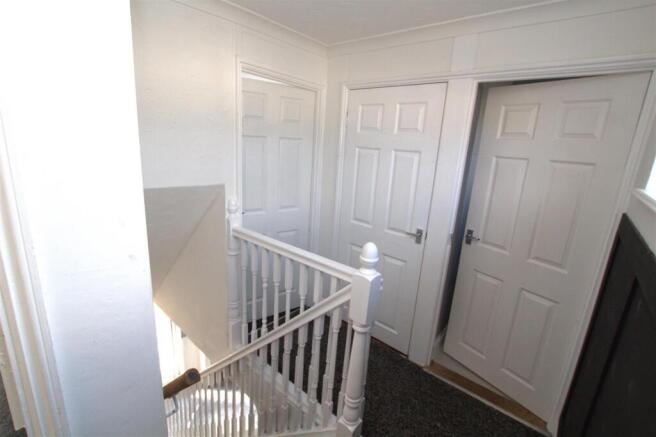 3 bed End of Terrace to rent Image 6