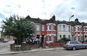 56, Kimberley Gardens, Tottenham, London N4 1LE