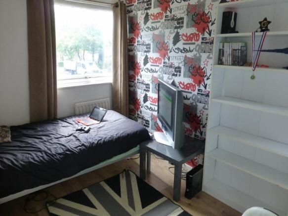 Photo 8