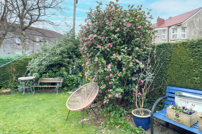 Photo 16