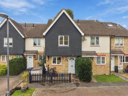 Longcourt Mews, Wanstead