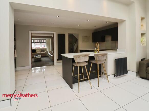 3 bed Detached for sale Image 12
