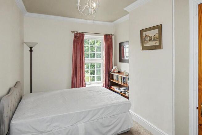2 bed Flat for sale Image 8