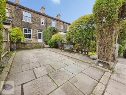 East Parade, Baildon, BD17 6LY