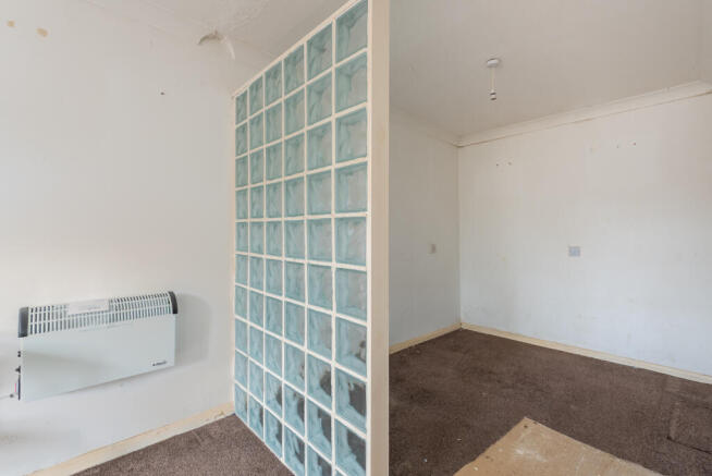 Flat for sale Image 4