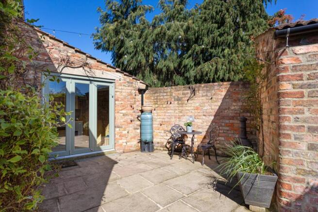 3 bed House for sale Image 11