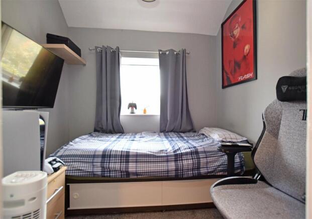 Photo 8