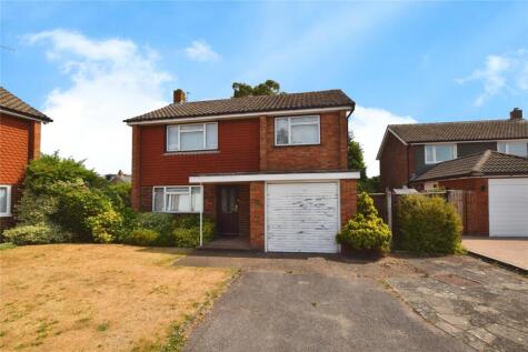 Hereford Close, Laleham, Staines-Upon-Thames, Surrey, TW18
