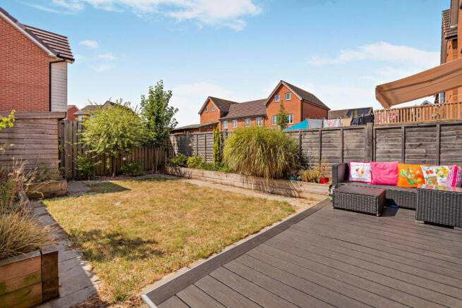 2 bed House for sale Image 12