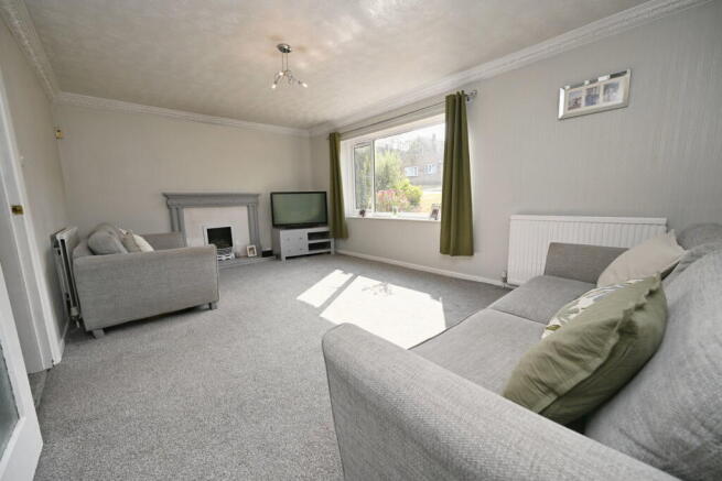 4 bed Detached for sale Image 4