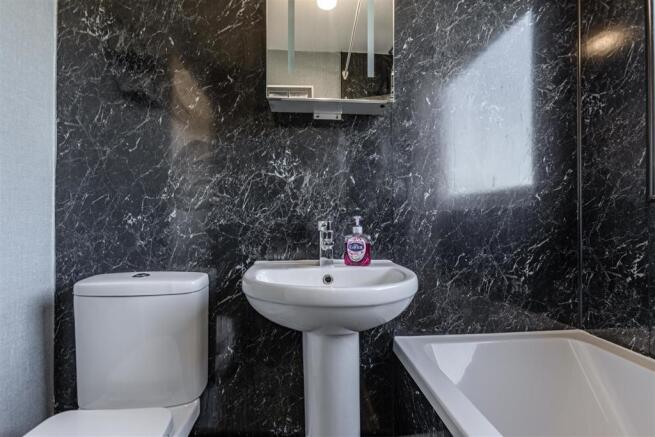 180 Croft Street Galashiels 15.JPG