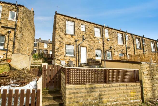 2 bed Terraced for sale Image 7