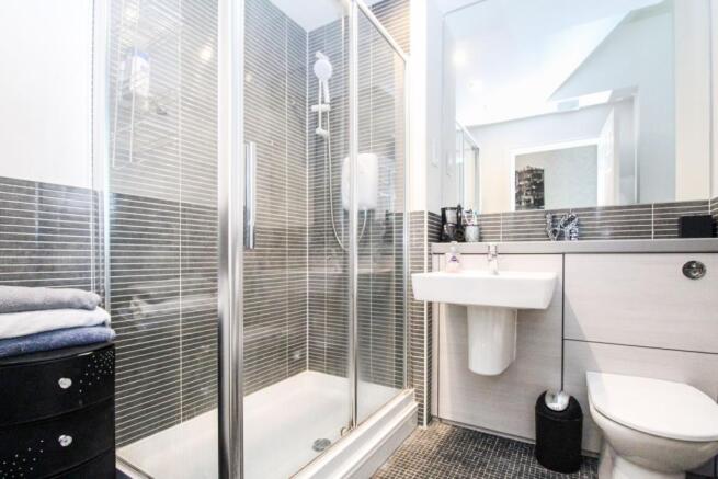 Master En-suite