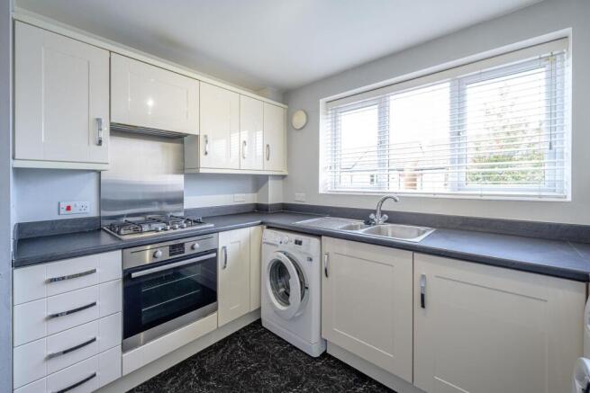 Halt Mews, Kingswinford, DY6 7BF photo 4