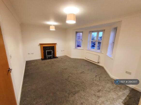 2 bed Flat to rent Image 4