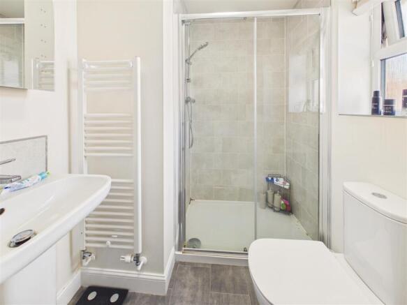 3 bed Semi-Detached for sale Image 6