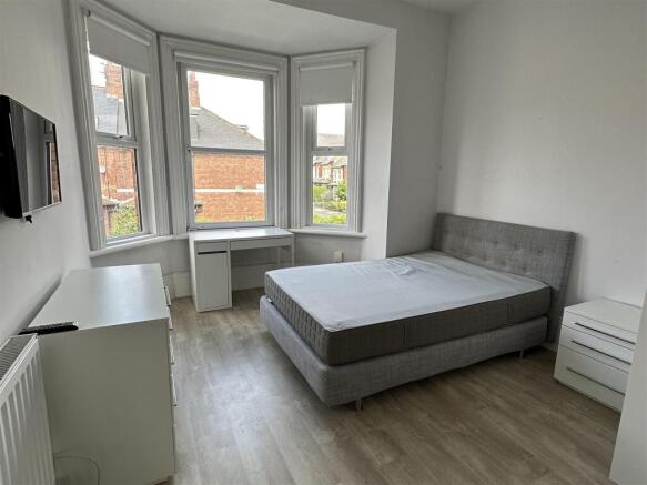Bedroom..jpg