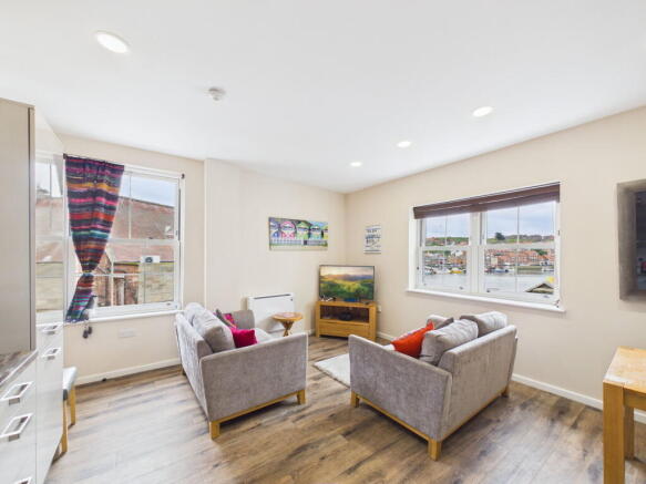 2 bed Flat for sale Image 4