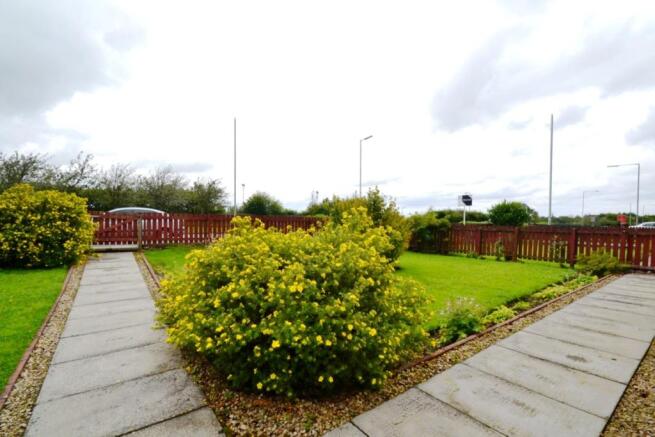 Front Garden 1
