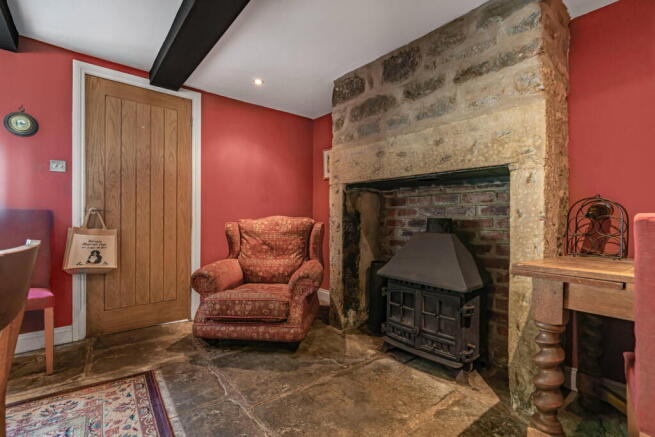 4 bed Semi-Detached for sale Image 5