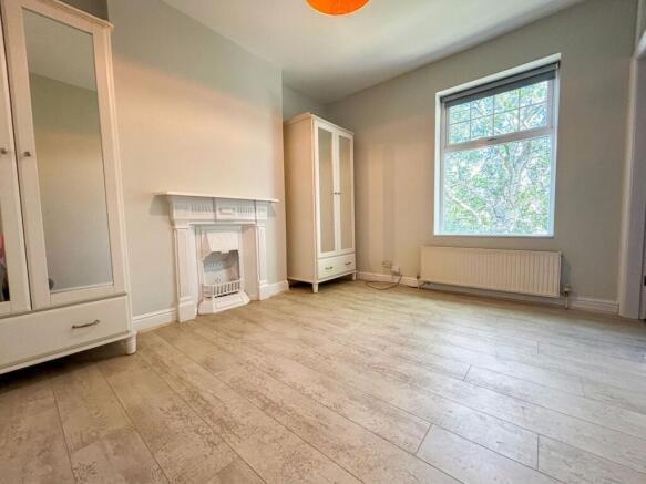 3 bed End of Terrace to rent Image 10