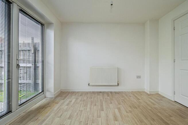 4 bed Detached for sale Image 6