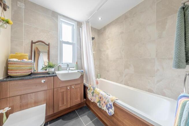 3 bed End of Terrace for sale Image 12