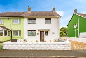 2, Cylch Peris, Llanon SY23 5HN