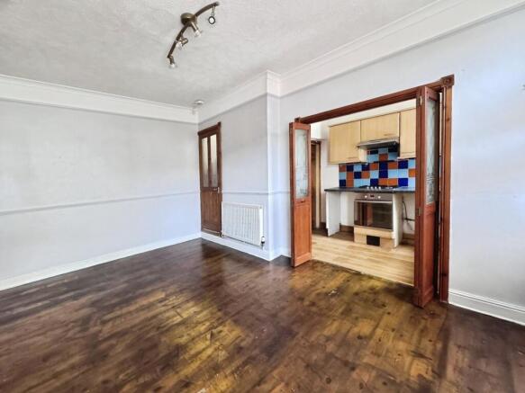 2 bed Terraced for sale Image 5