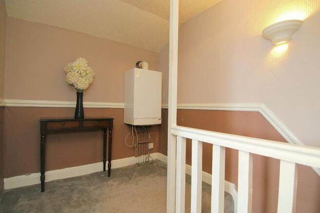3 bed Terraced for sale Image 10