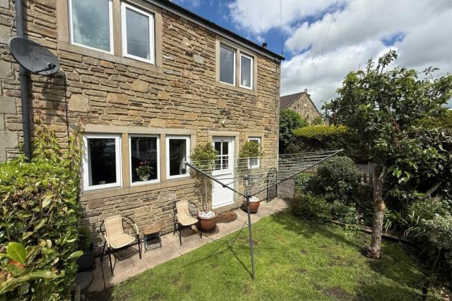 3 bed Semi-Detached for sale Image 11