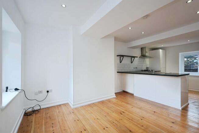 2 bed Cottage for sale Image 5