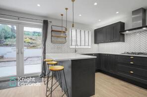 37, Longham Copse, Maidstone ME15 8TL
