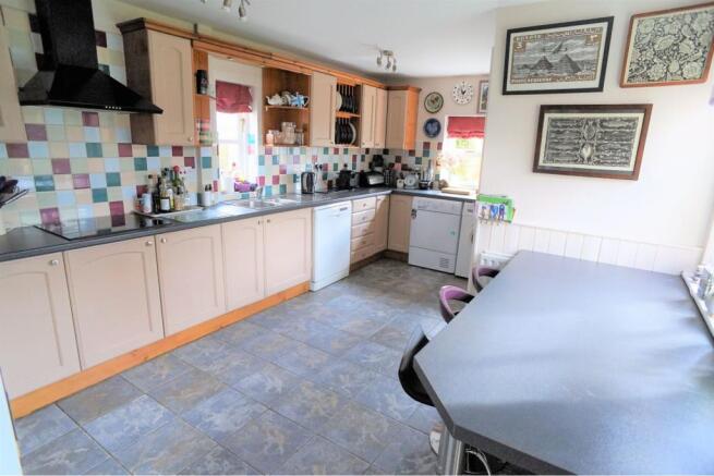 Kitchen / Breakfast