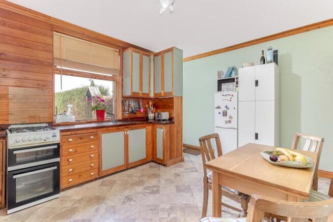 3 bed Terraced for sale Image 5
