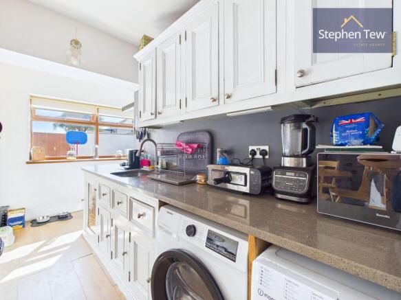 Alderley Avenue, Blackpool, FY4 photo 4